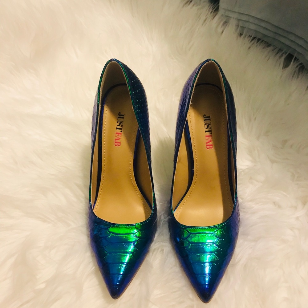 Justfab